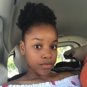 Meet your Posher, Jordyn